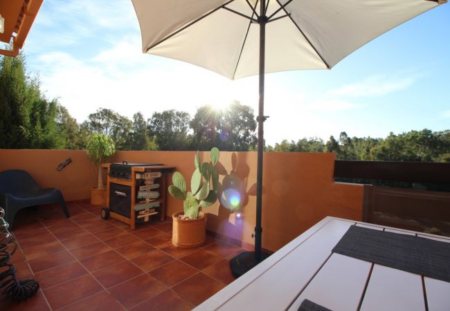 Zapholiday - 2231 - location appartement Casares - terrasse barbecue
