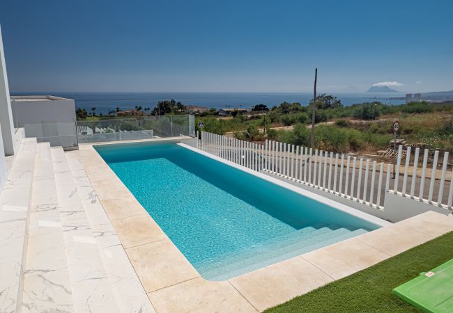 Villa à San Roque - Villa ELISEO 2400 private pool & sea view