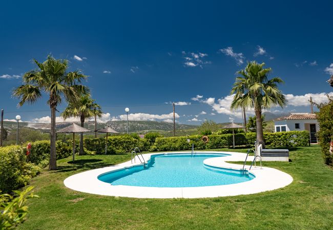  à Casares - Lotus 2401  - Beautiful apartment pool & sea view